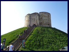 Clifford's Tower 02